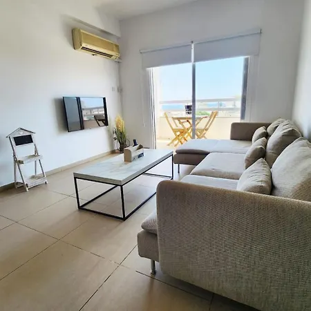 Telmar - Harbour View From The Veranda Apartment *