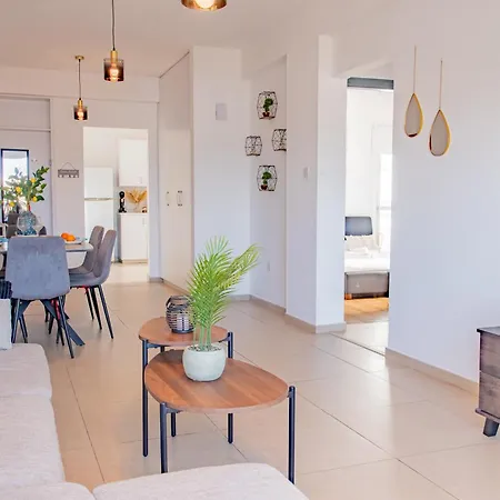 Telmar - Harbour View From The Veranda Daire