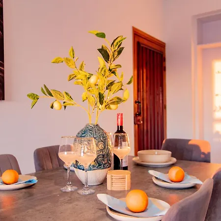 Daire Telmar - Harbour View From The Veranda