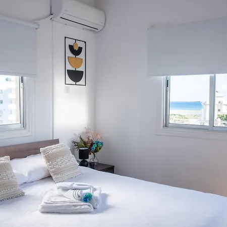 Telmar - Harbour View From The Veranda * Larnaka