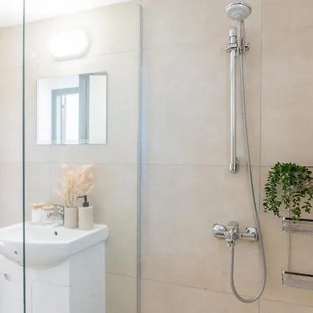 Telmar - Harbour View From The Veranda Daire