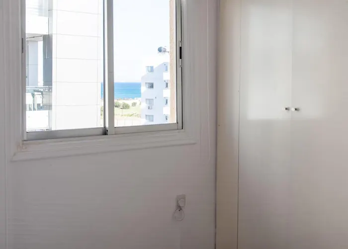 Telmar - Harbour Sea View From The Veranda